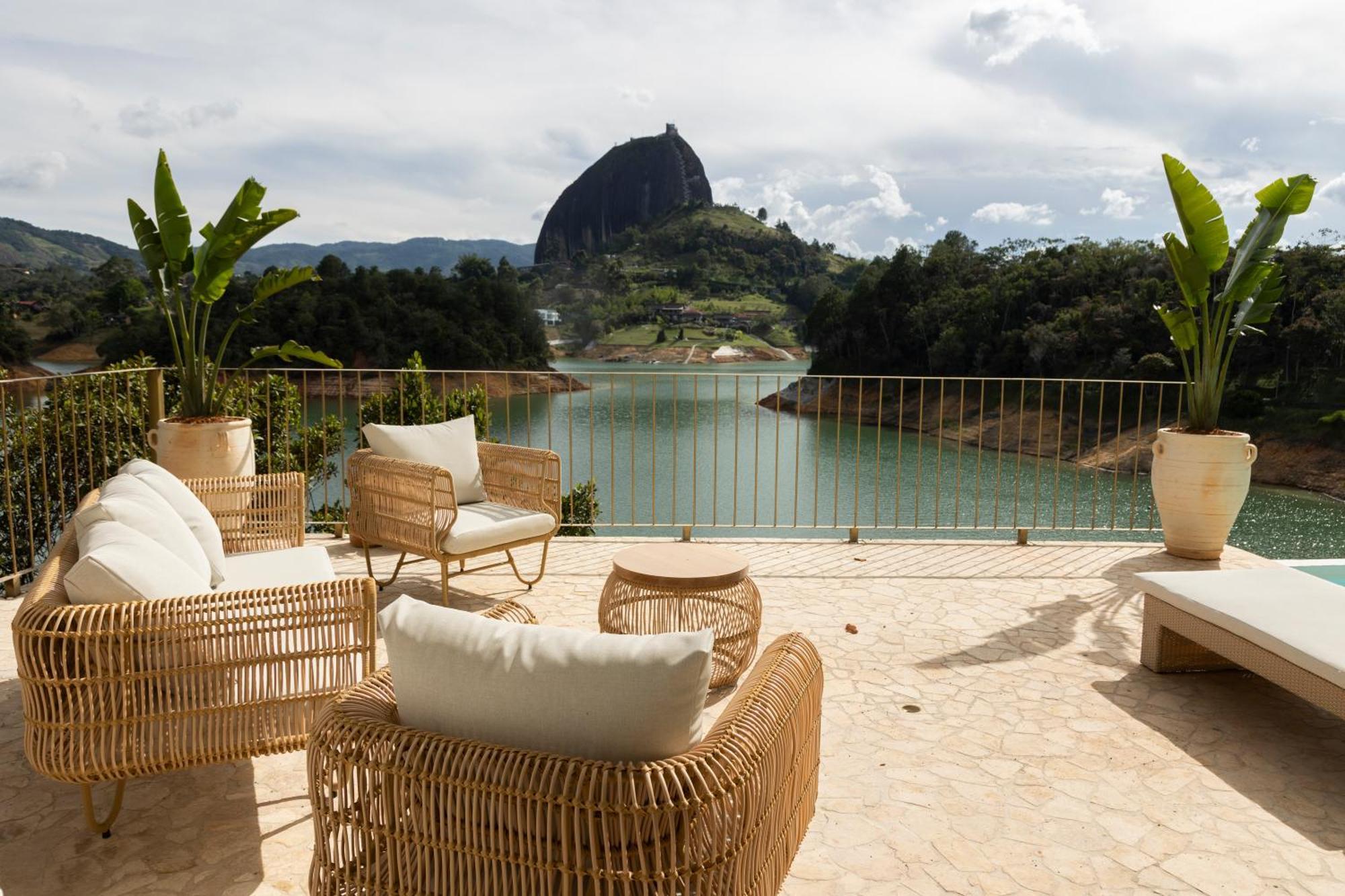Mylos Hotel Boutique Guatape Exterior photo