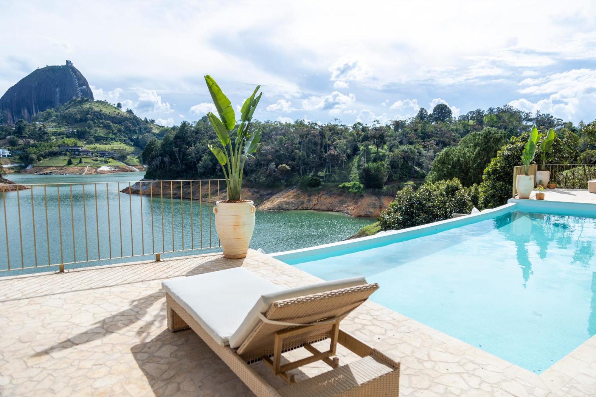 Mylos Hotel Boutique Guatape Exterior photo